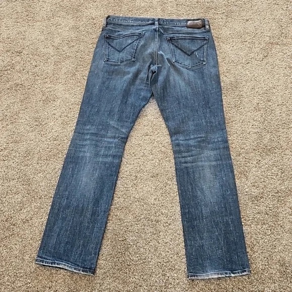 John Varvatos men's light stretch denim. Size 32 - Picture 2 of 7